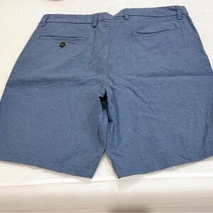 Old Navy Men’s Linen Blend Shorts-34 tall. Tags removed to wash but never worn.
